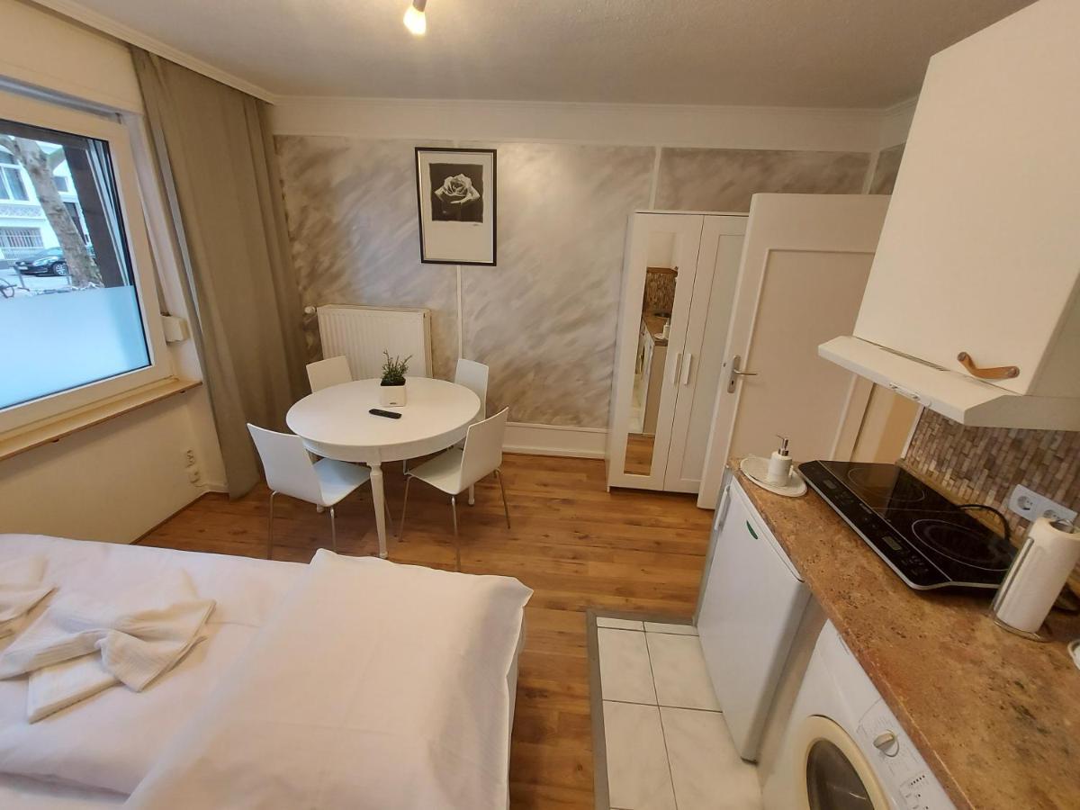 Vintage Apartment Koln Bagian luar foto